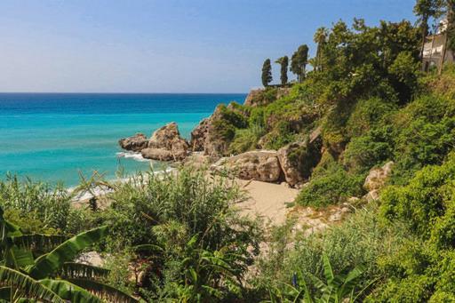 Townhouse B In Punta Lara Villa Nerja Bagian luar foto